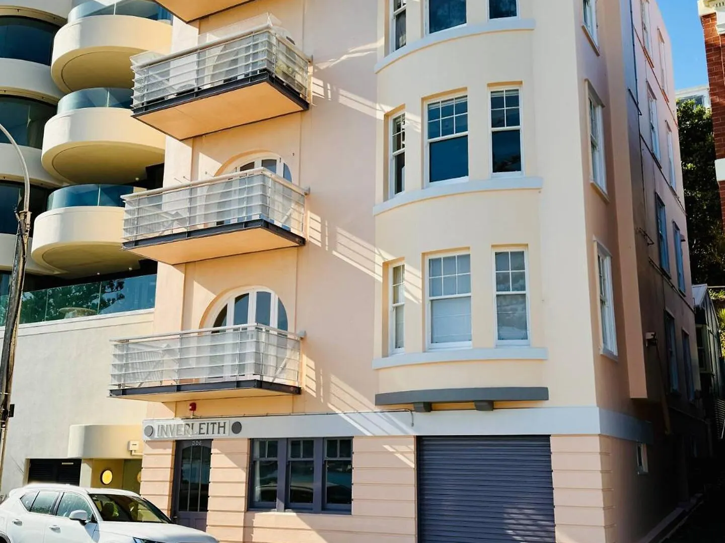 Historical 2 Beds Apartment With Harbour Views In Obay Wellington